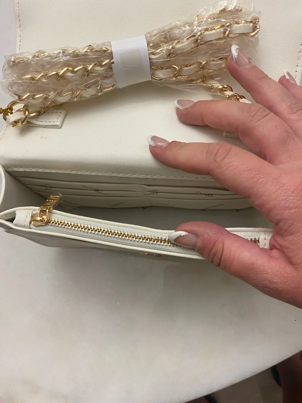 bebe White Quilted purse and Card Holder Set with Gold Accents